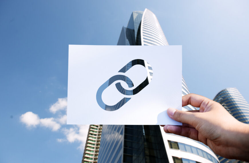How To Hire A Link Builder: The Ultimate Guide for High-Quality Backlinks