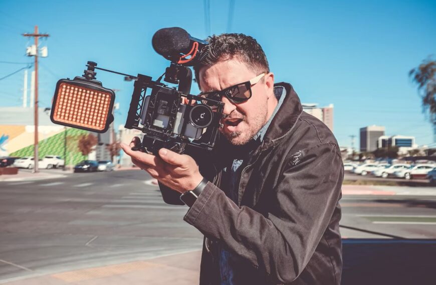 What Is Video Commerce and How You Can Use It to Improve Your Marketing Outcomes?